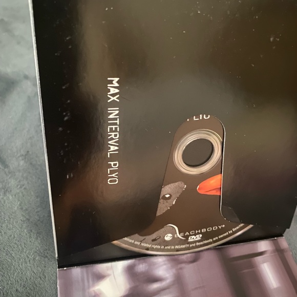 Beachbody Insanity Workout - Picture 7 of 13